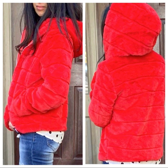 Jackets & Blazers - ✨LAST 1✨PARIS✨Red Gorgeous Faux Fur Hooded Jacket